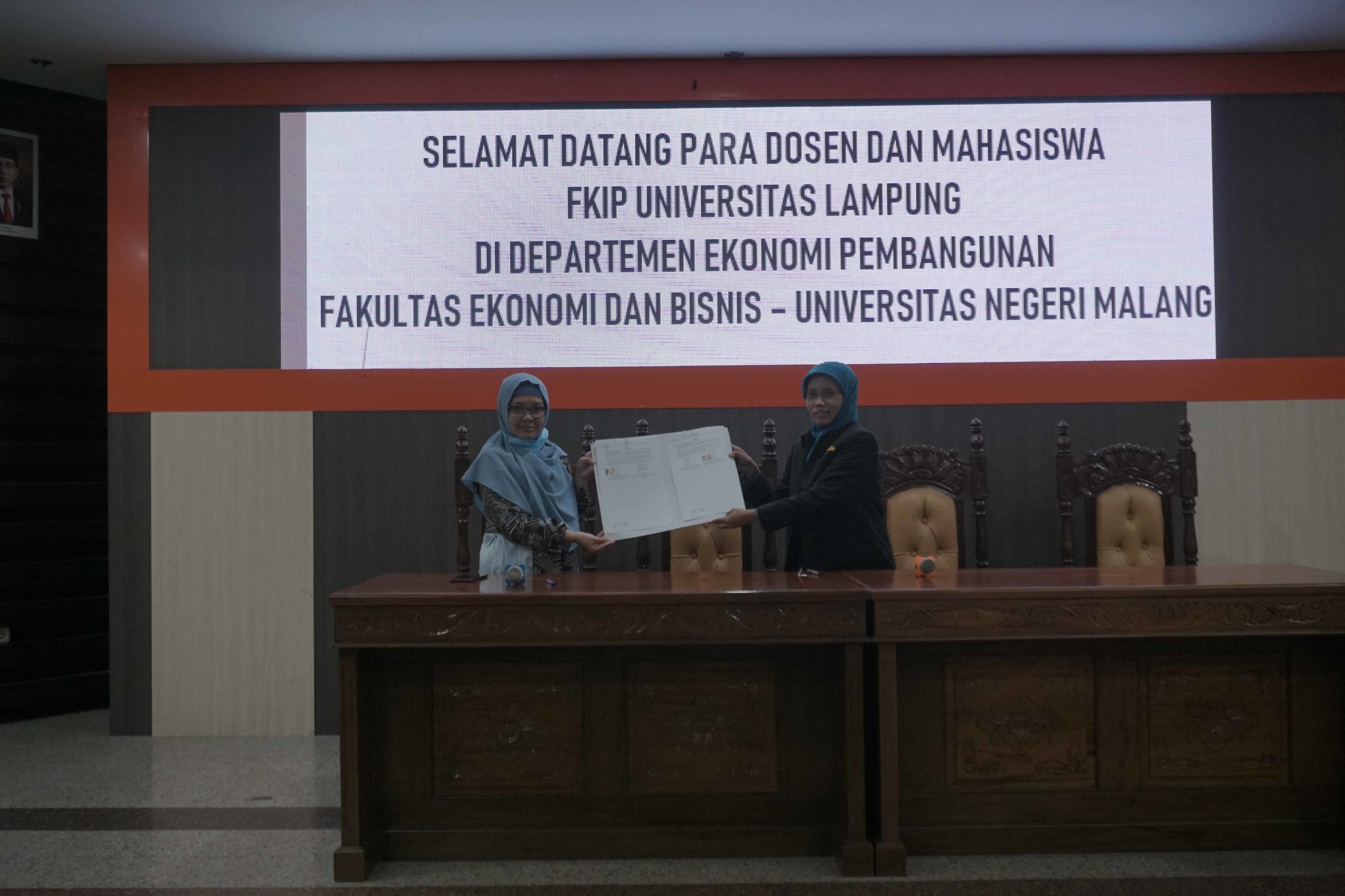 Penandatanganan IA